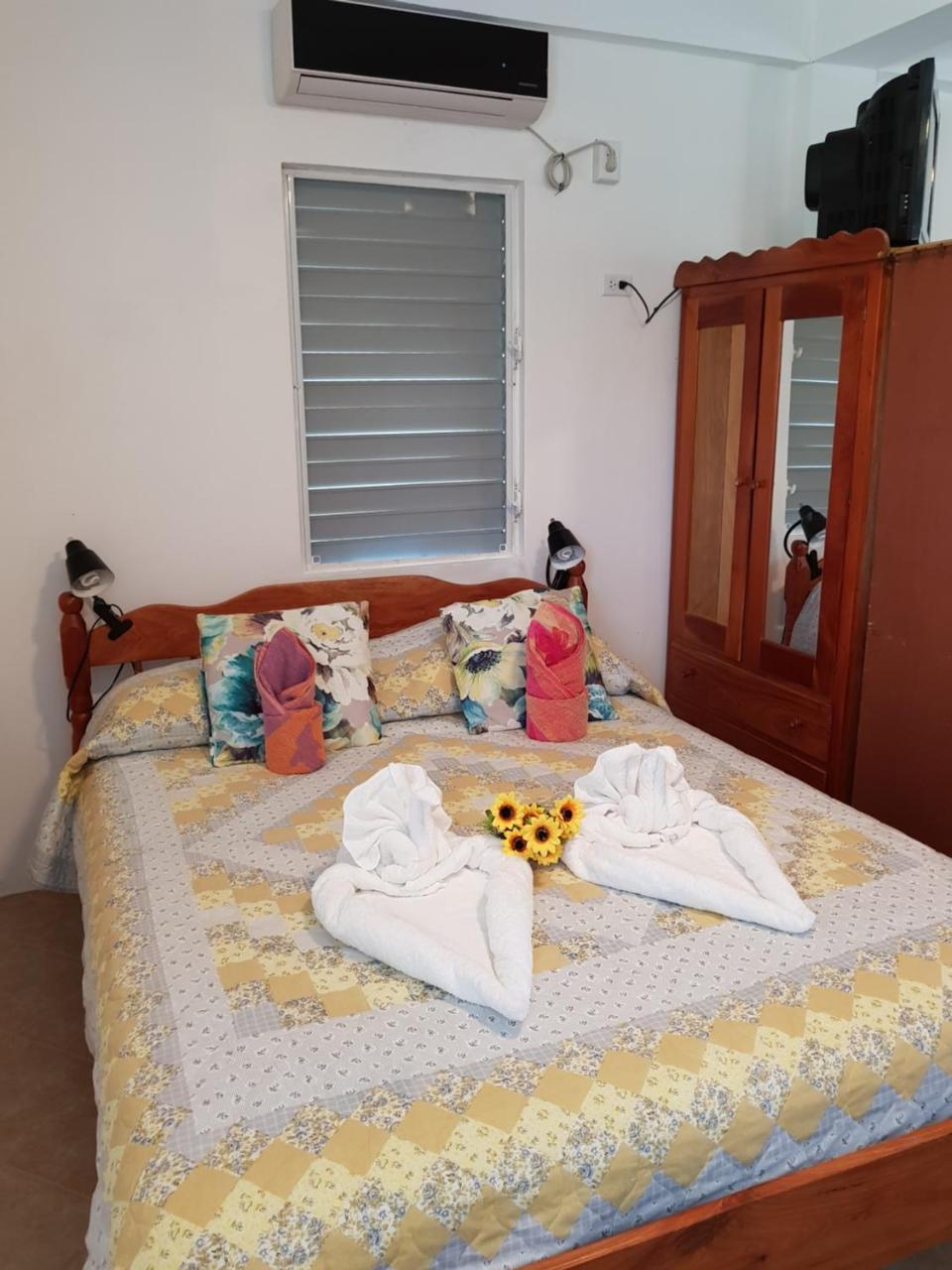 Trellis House Apartman Caye Caulker Kültér fotó